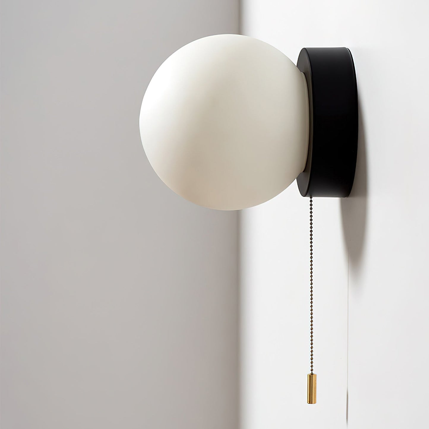 Modern White Glass Globe Wall Sconce – Elegant Wall Lamp for Contemporary Lighting 4